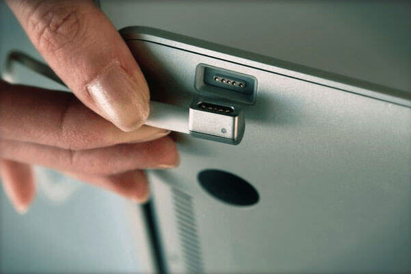 Plug External Hard Drive Slowly